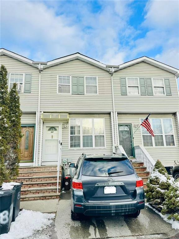 Hope Ln, Staten Island, NY 10305