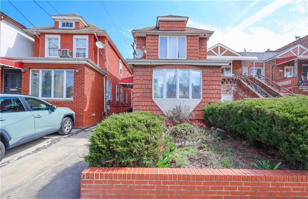 E 17th St, Brooklyn, NY 11229