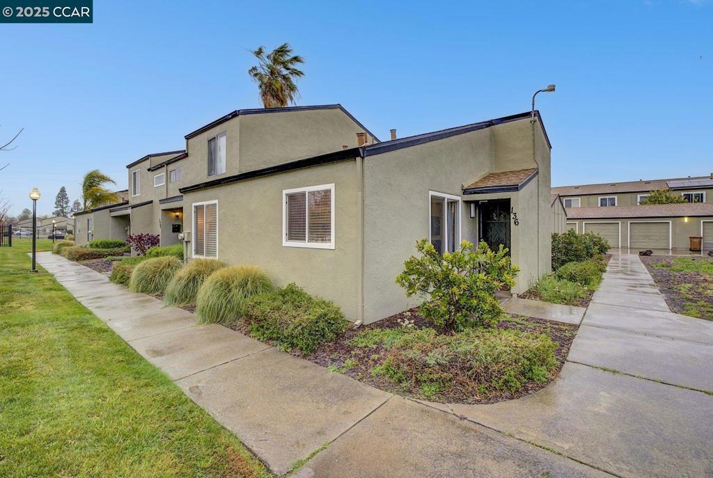 Rainier Ln, Antioch, CA 94509