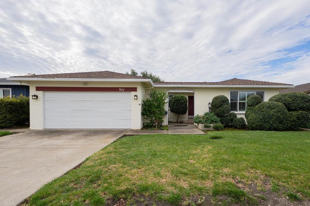 Saint Ann Dr, Salinas, CA 93901