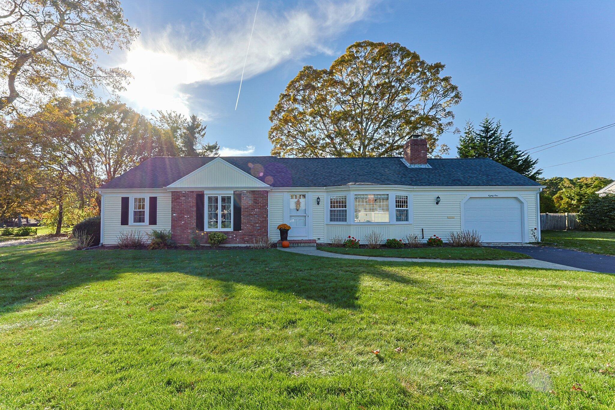Chipping Green Cir, South Yarmouth, MA 02664