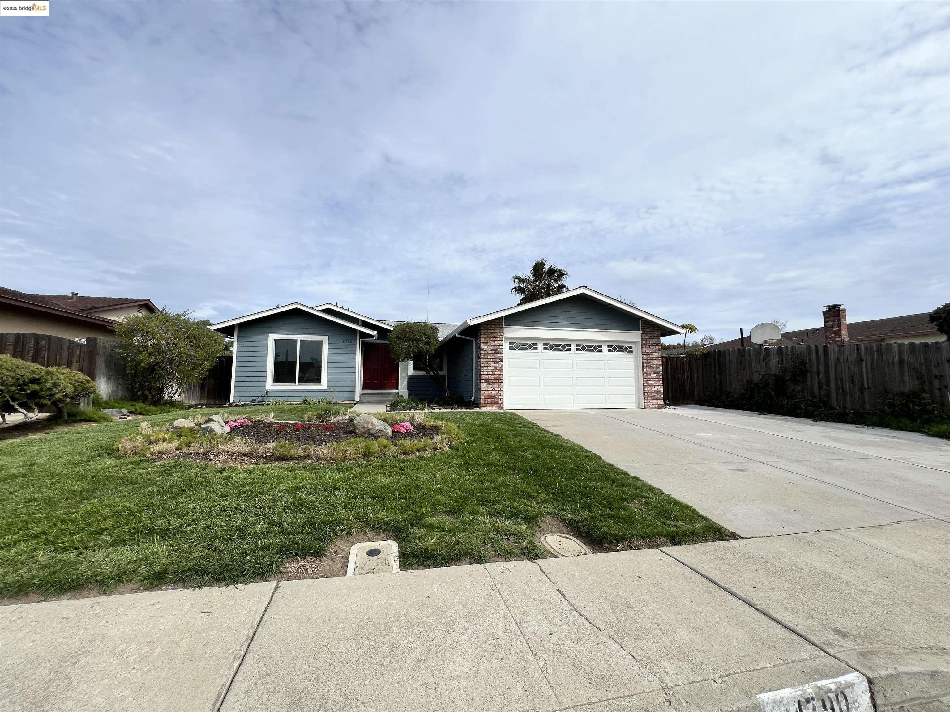 Oak Forest Ave, Oakley, CA 94561