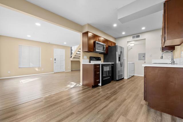 Santana Ranch Ln, Santee, CA 92071