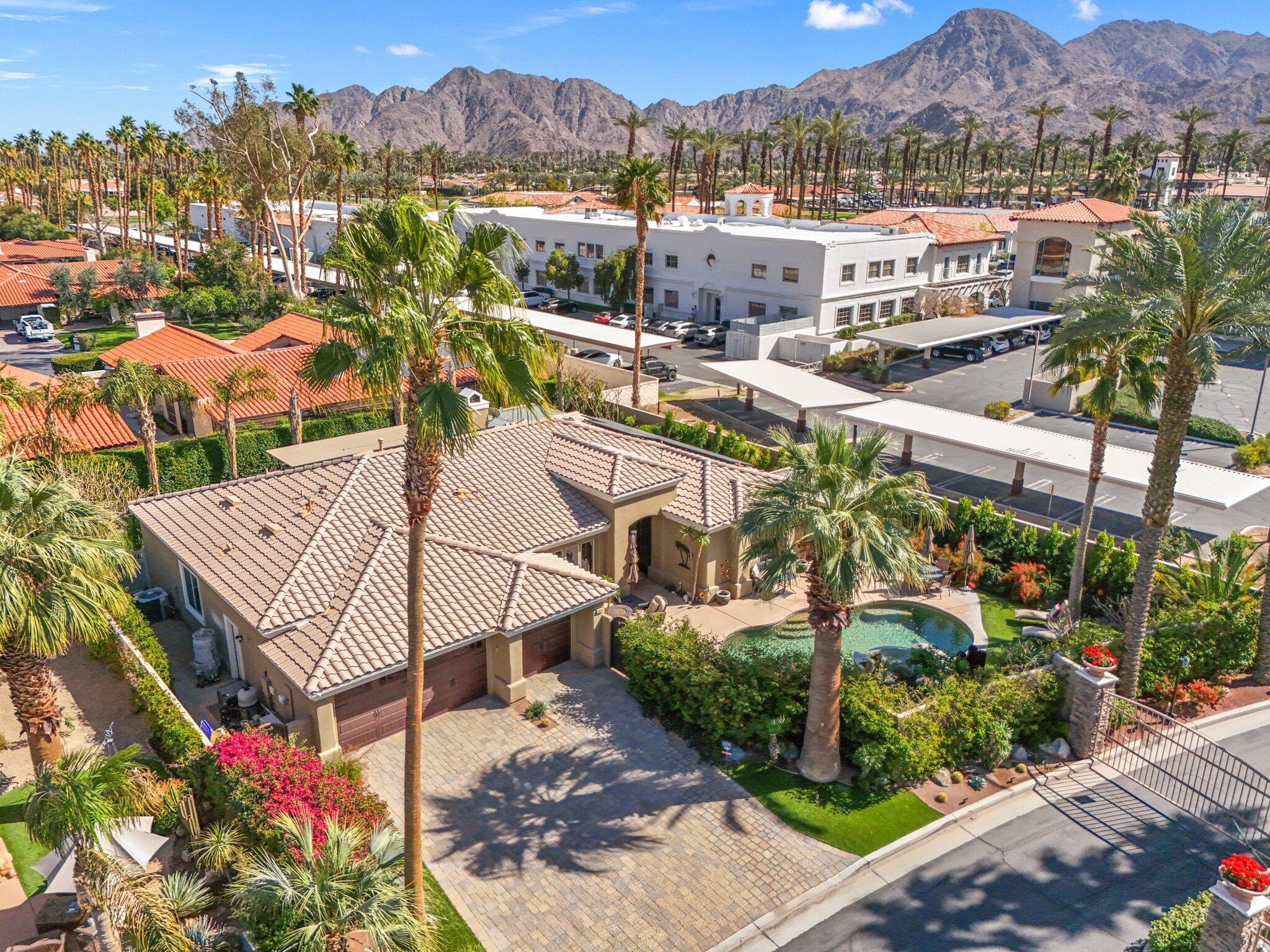 Mesquite Dr, Indian Wells, CA 92210