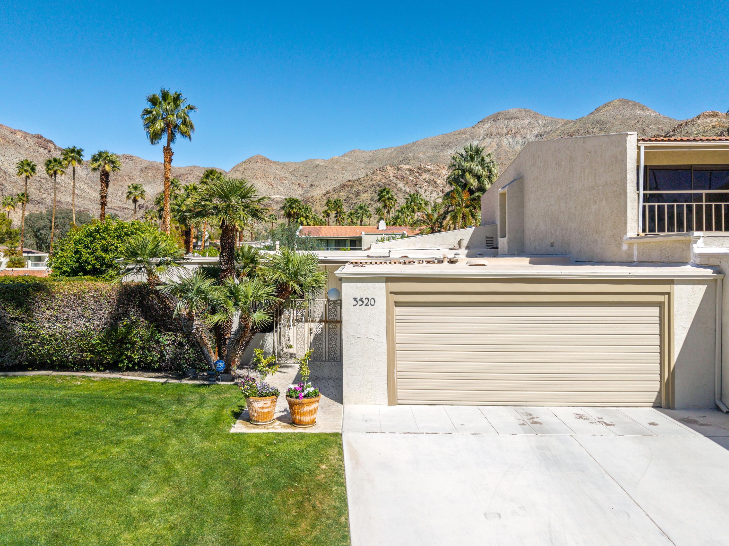 E Bogert Trl, Palm Springs, CA 92264