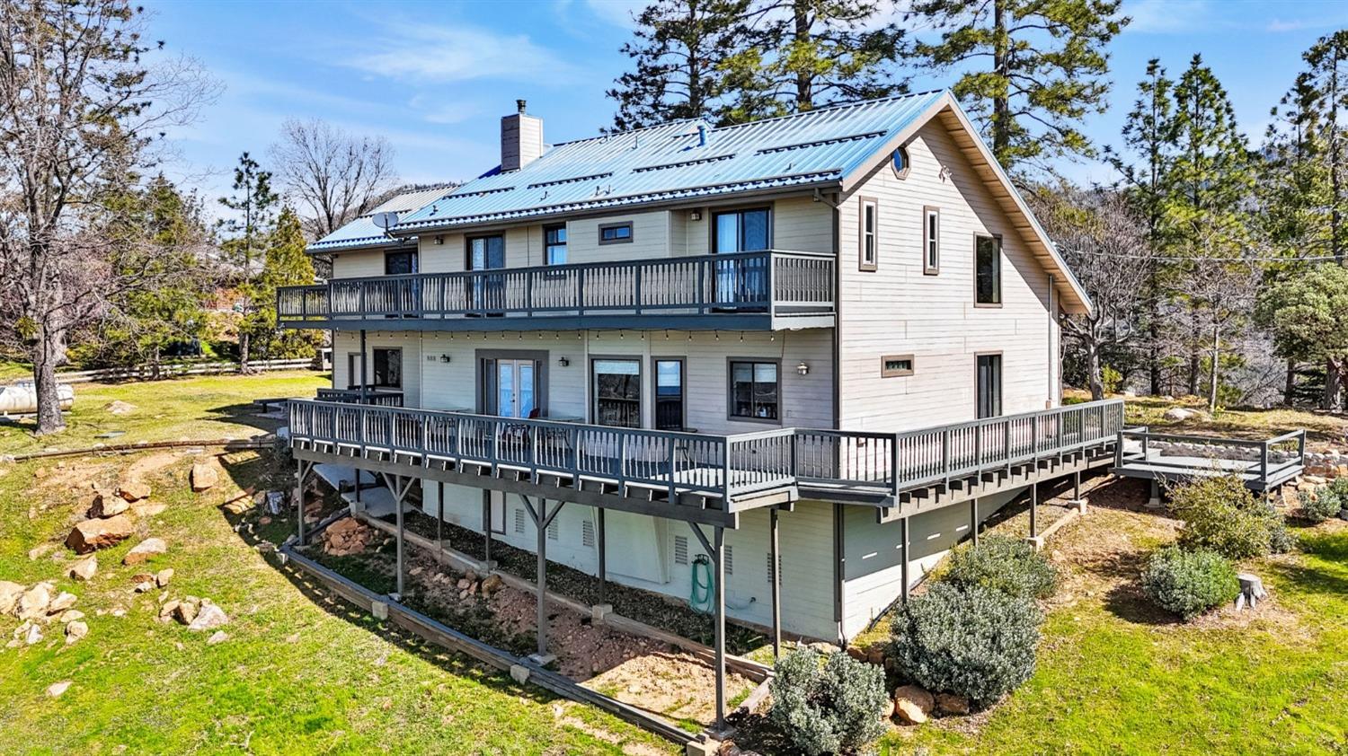 Cascadel Heights Dr, North Fork, CA 93643