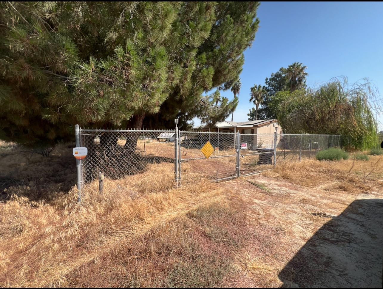 S Hughes Ave, Fresno, CA 93706