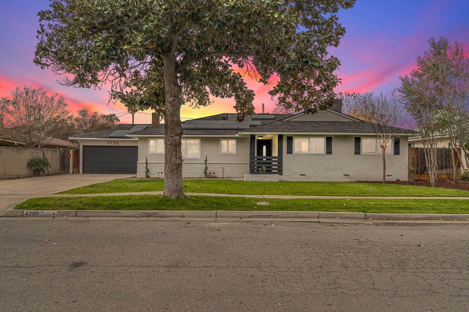 N Sharon Ave, Fresno, CA 93726