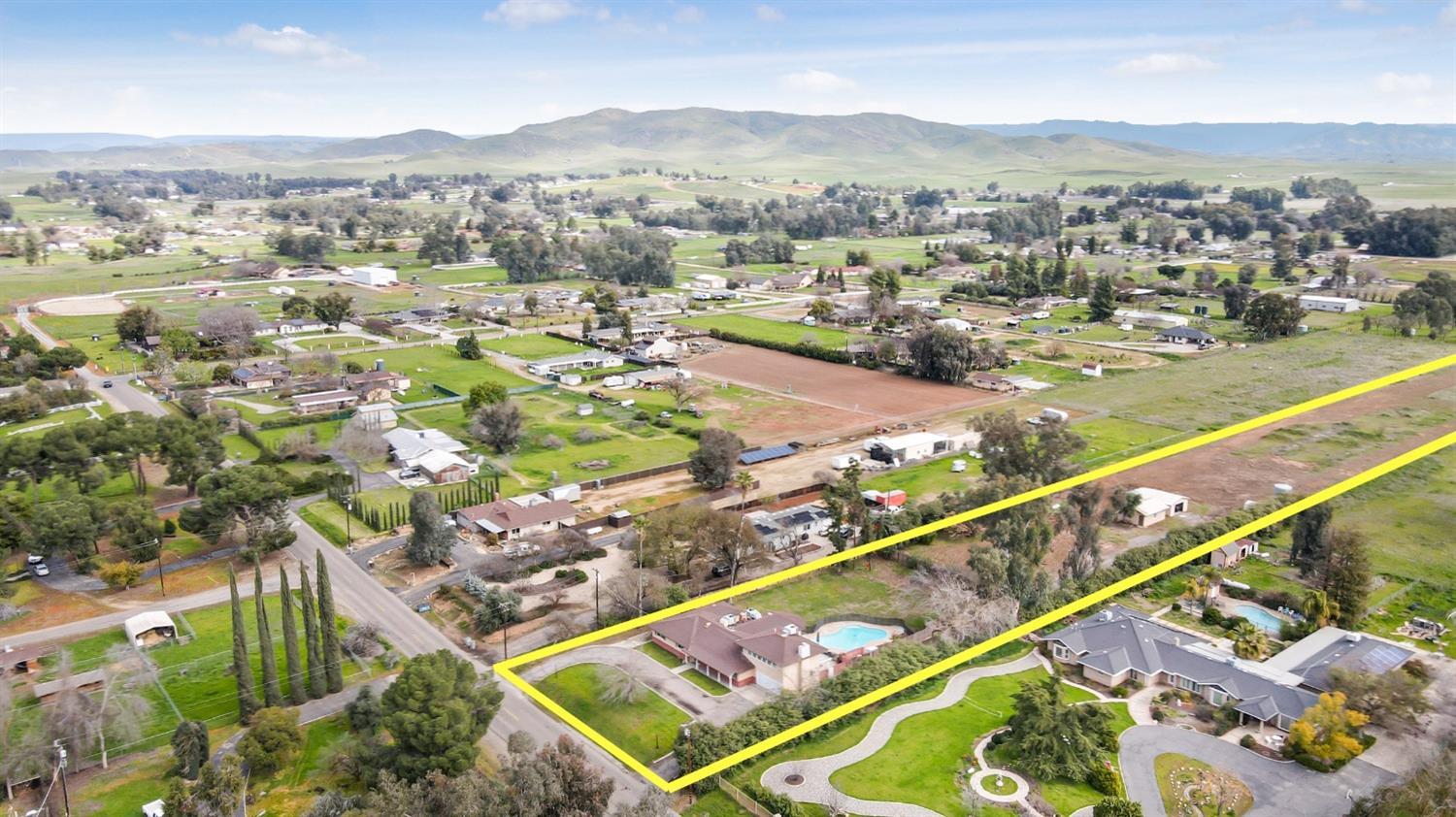N Fowler Ave, Clovis, CA 93619