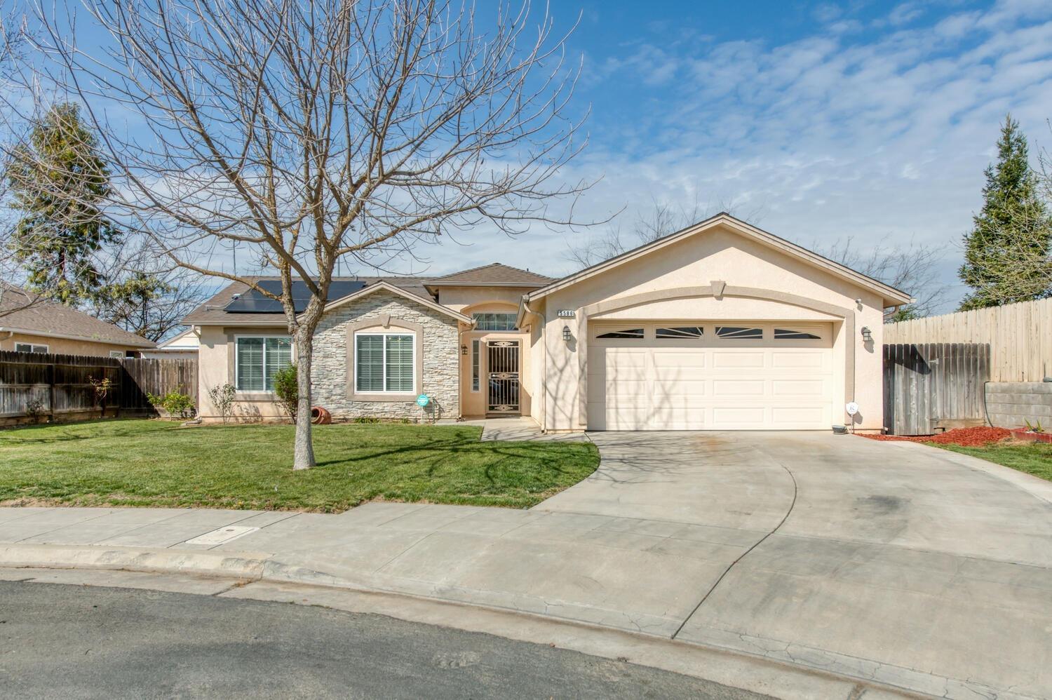 W Carmen Ave, Fresno, CA 93722