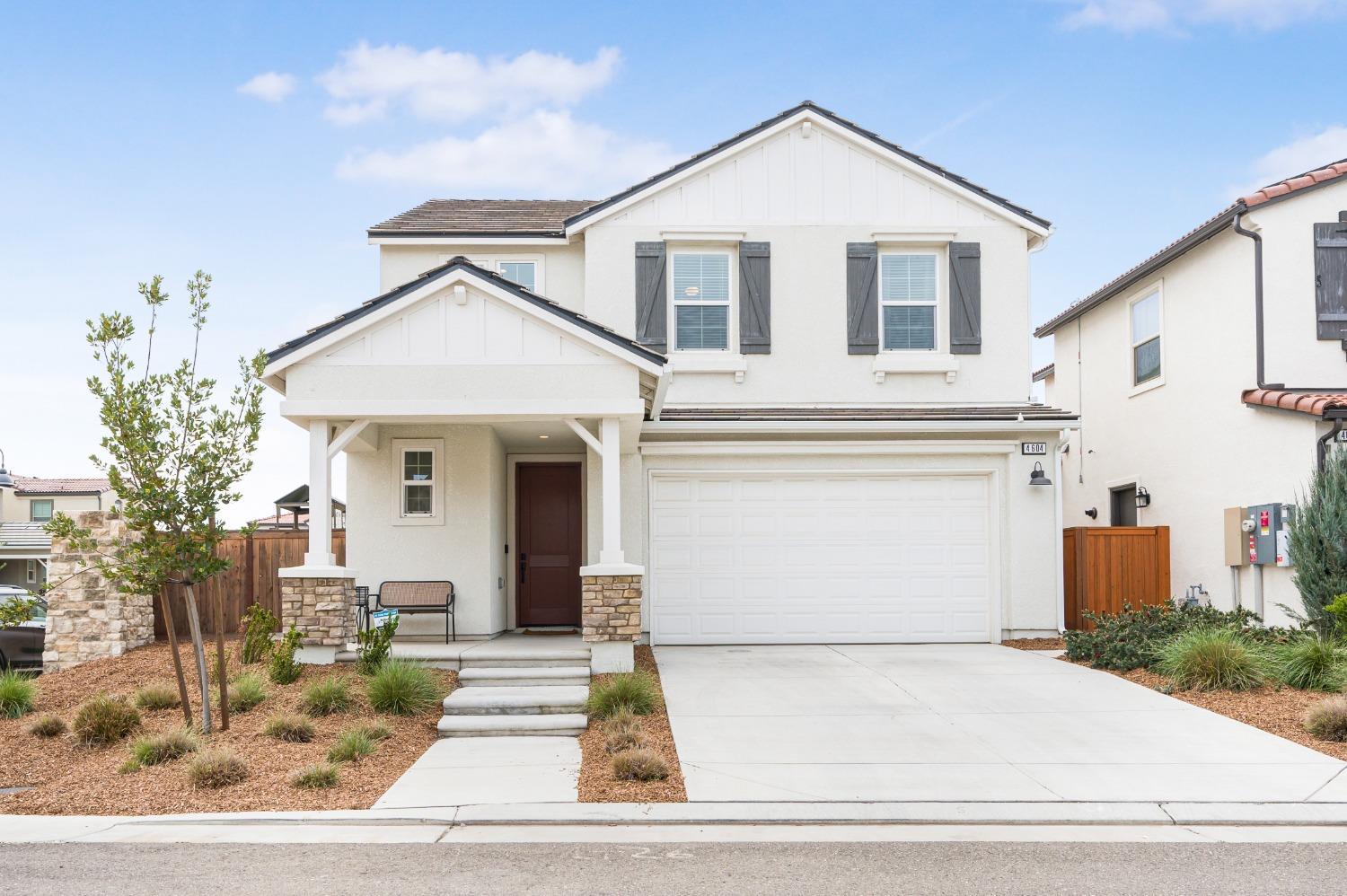 Loftwood Rd, Madera, CA 93636