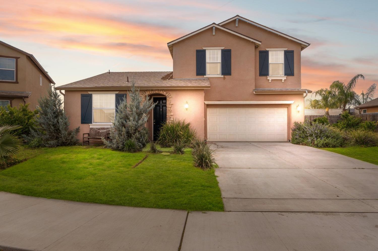 Tuscany Ct, Lemoore, CA 93245
