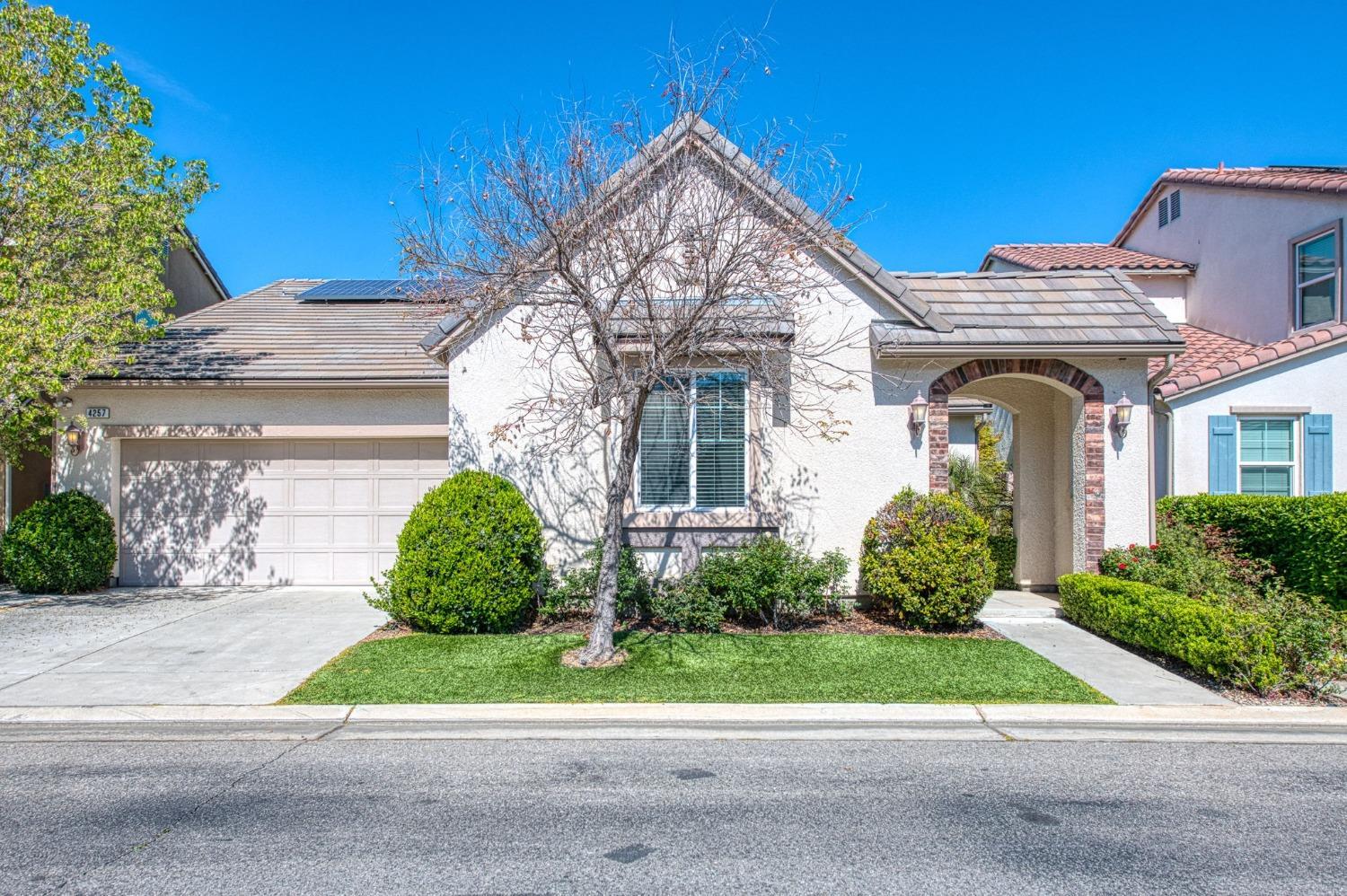 Salem Ln, Clovis, CA 93619