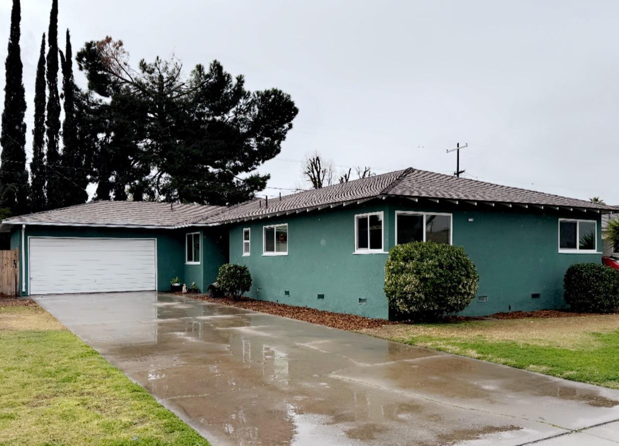 E Fountain Way, Fresno, CA 93726