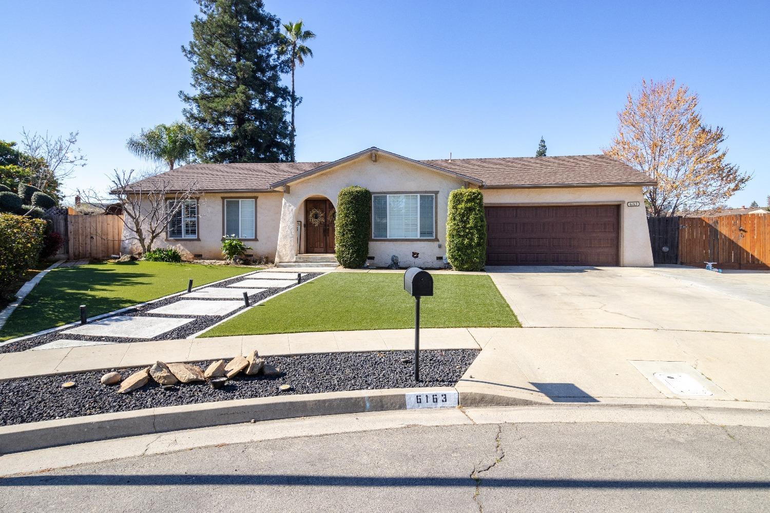 N Benedict Ave, Fresno, CA 93711