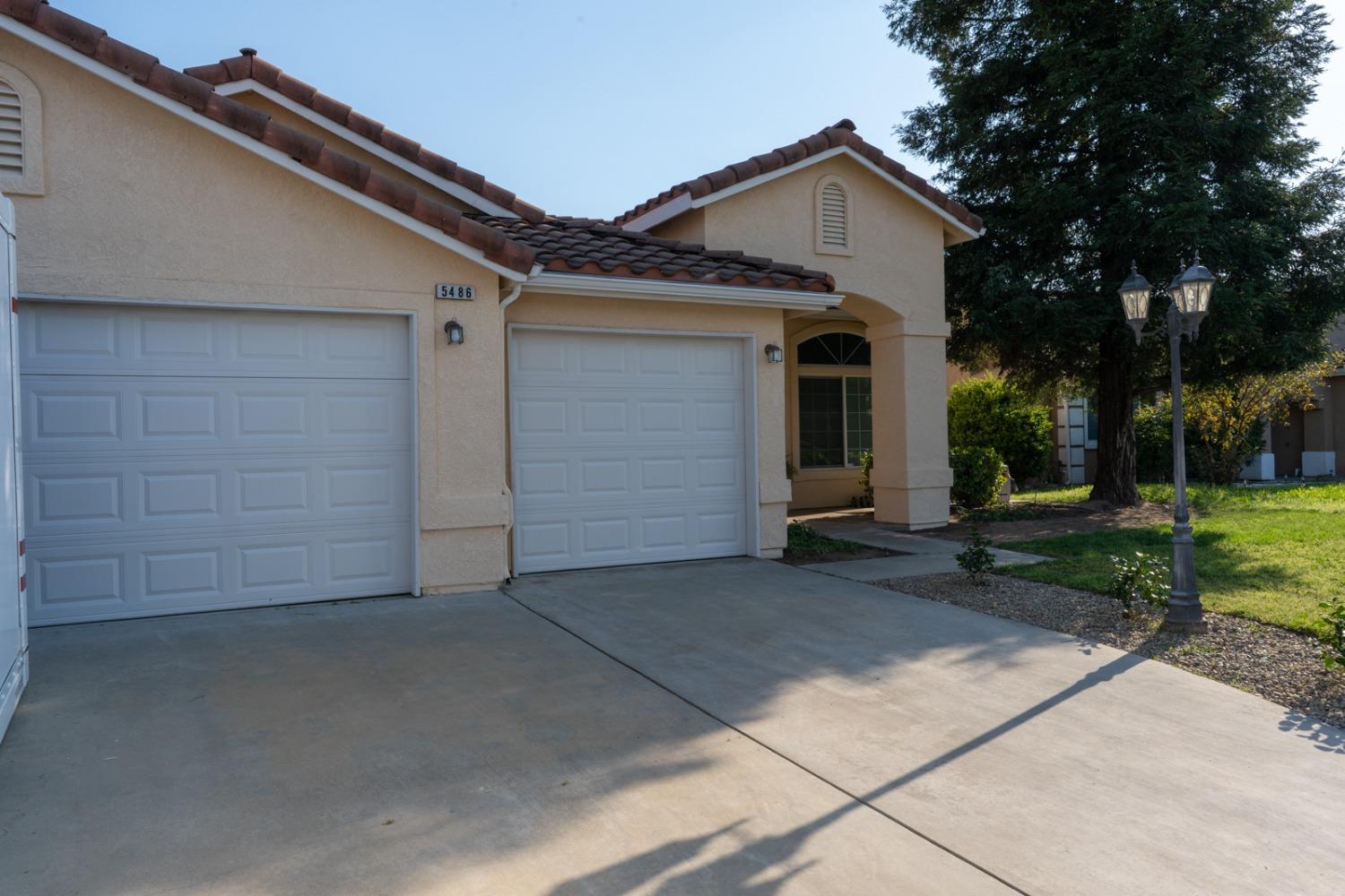 E Byrd Ave, Fresno, CA 93727