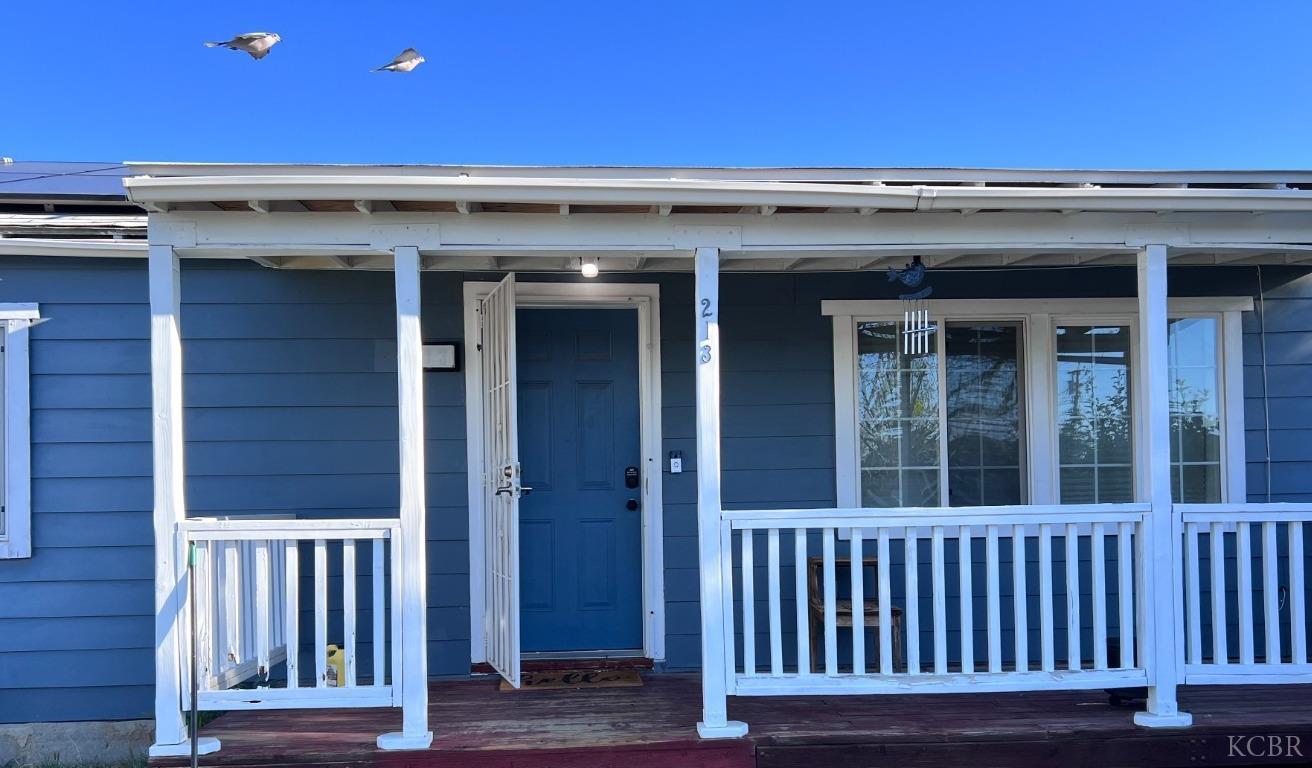 E Merced St, Avenal, CA 93204