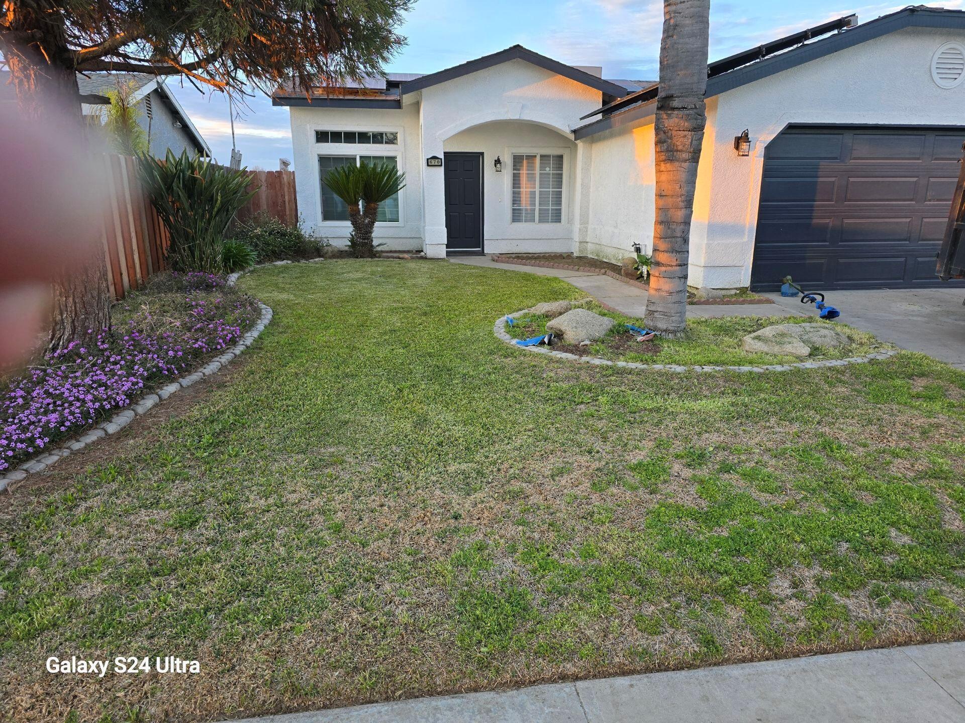 Dogwood Ave, Tulare, CA 93274