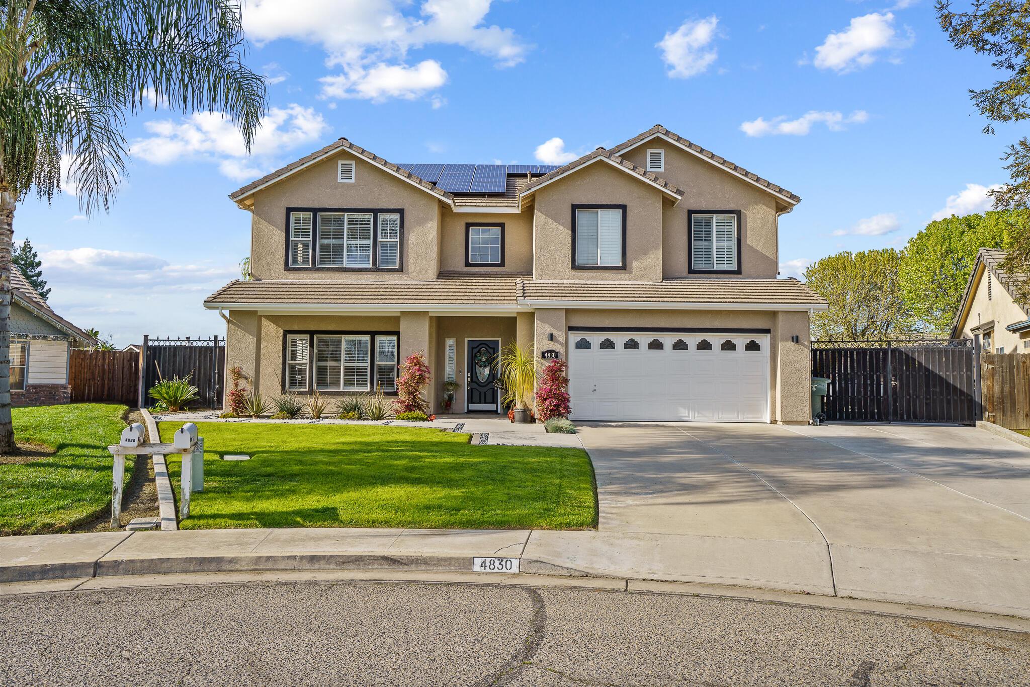 W La Vida Ave, Visalia, CA 93277