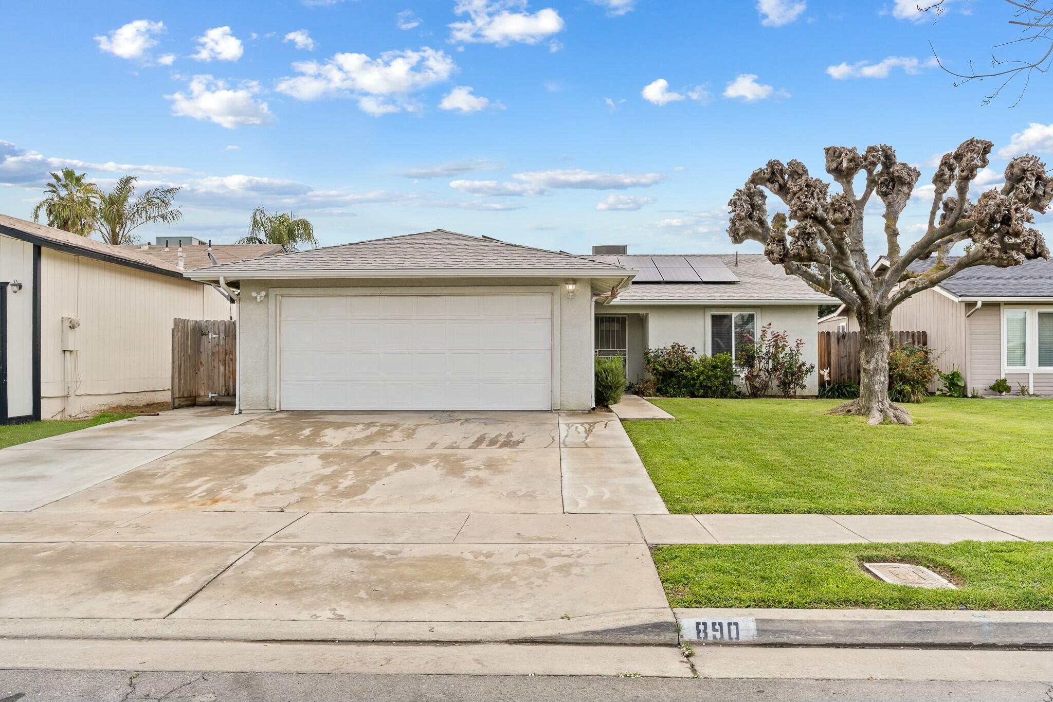 Belmont St, Tulare, CA 93274