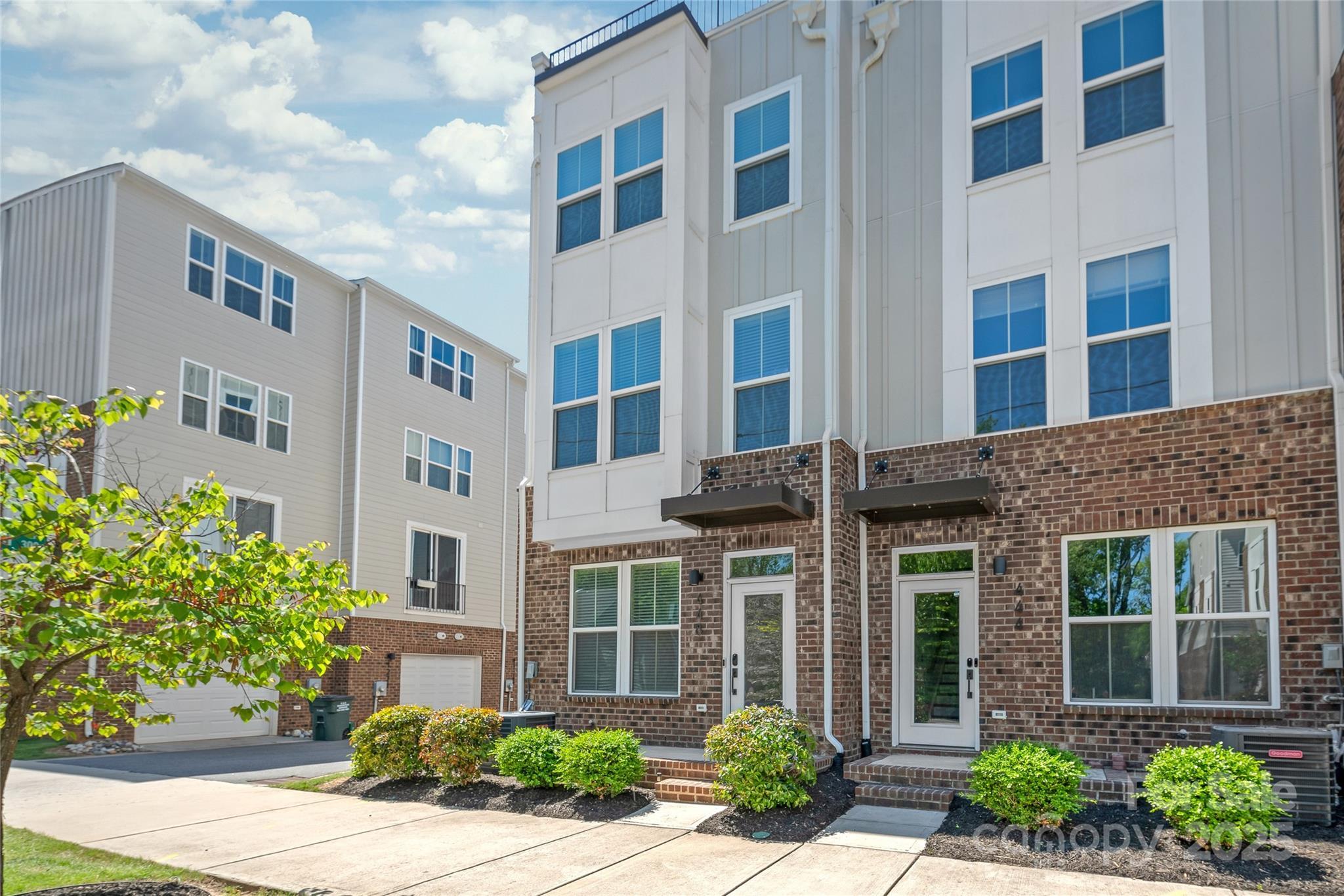 E 16th St, Charlotte, NC 28206