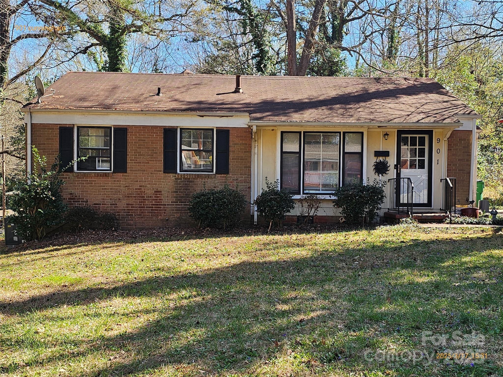 Cunningham Dr, Charlotte, NC 28208