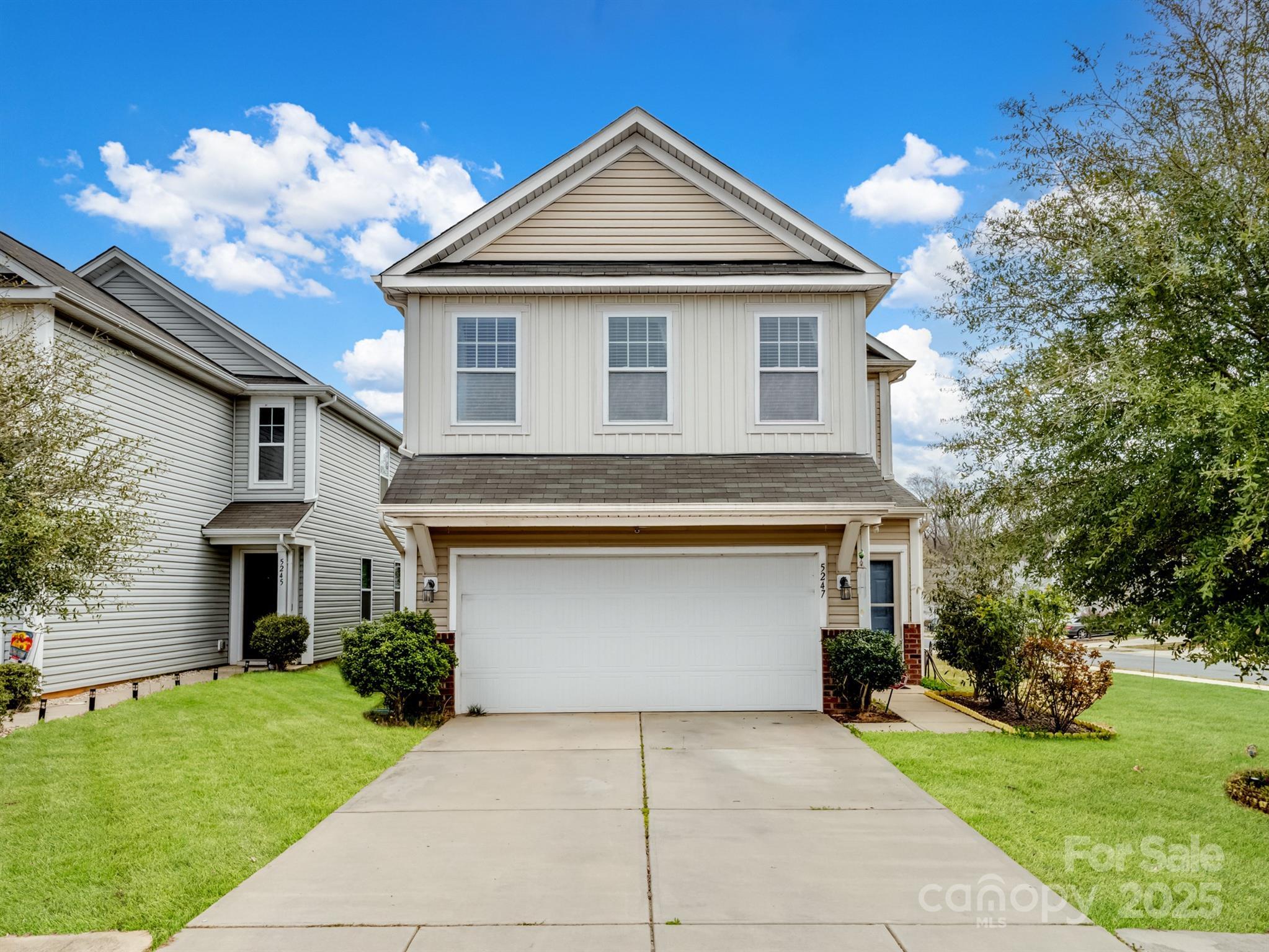 Crystal Lakes Dr, Rock Hill, SC 29732