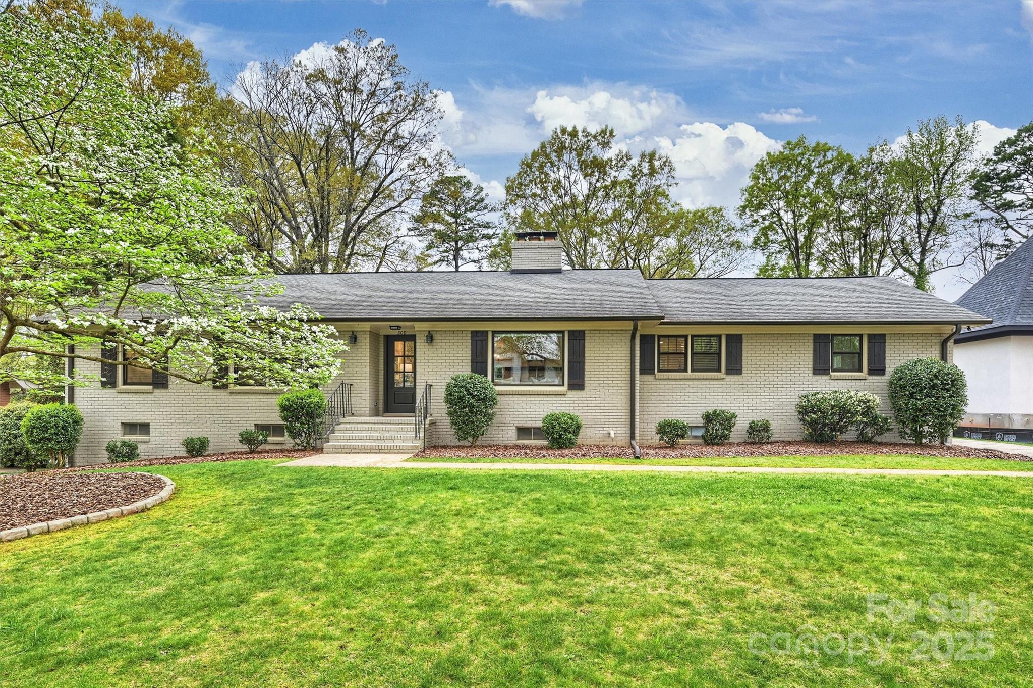 Lansdowne Rd, Charlotte, NC 28270