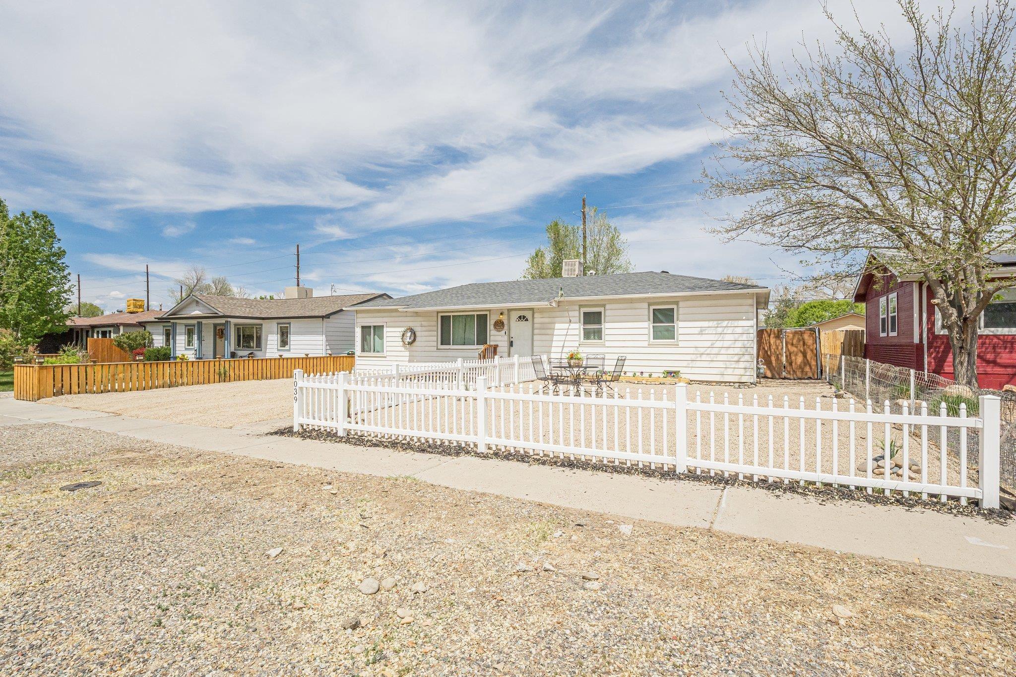 E Aspen Ave, Fruita, CO 81521