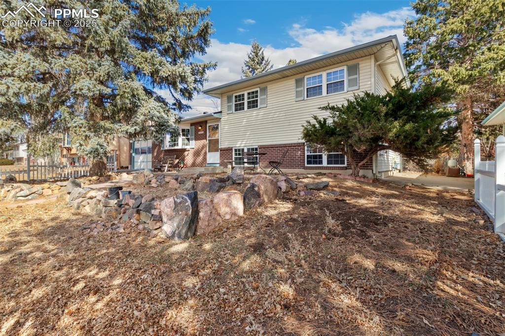 La Cresta Dr, Colorado Springs, CO 80918