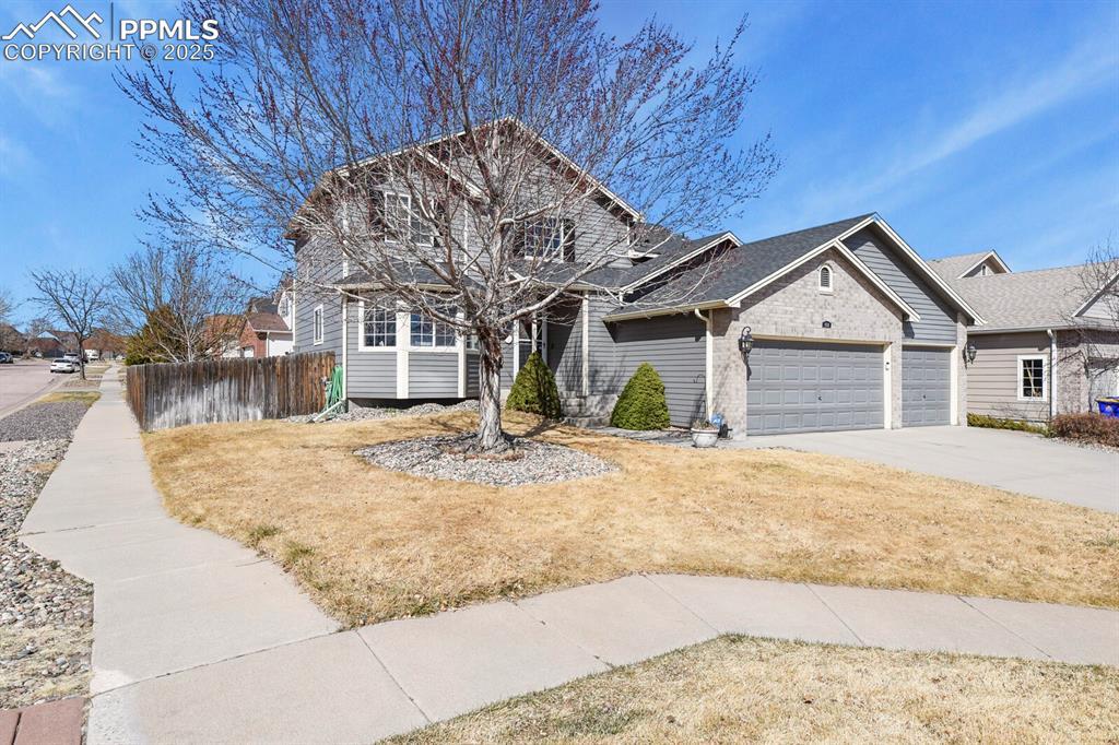 La Plata Peak Dr, Colorado Springs, CO 80923