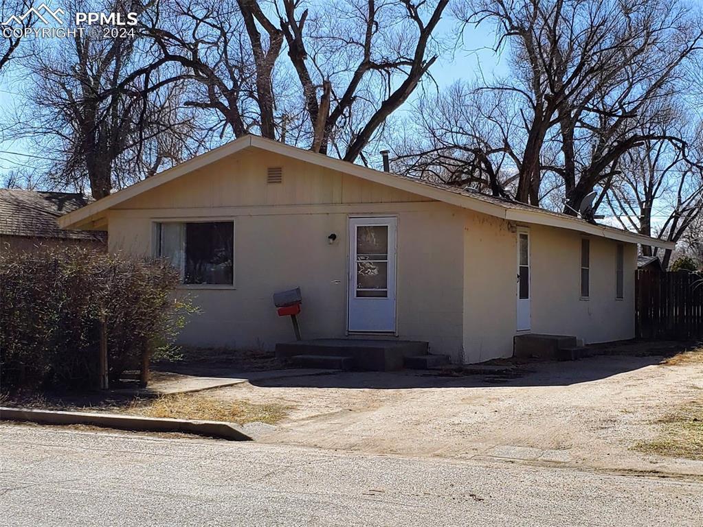 N 13th St, Rocky Ford, CO 81067