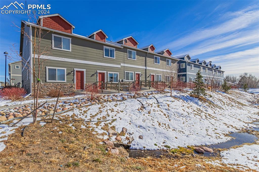 River Line Grv, Colorado Springs, CO 80911
