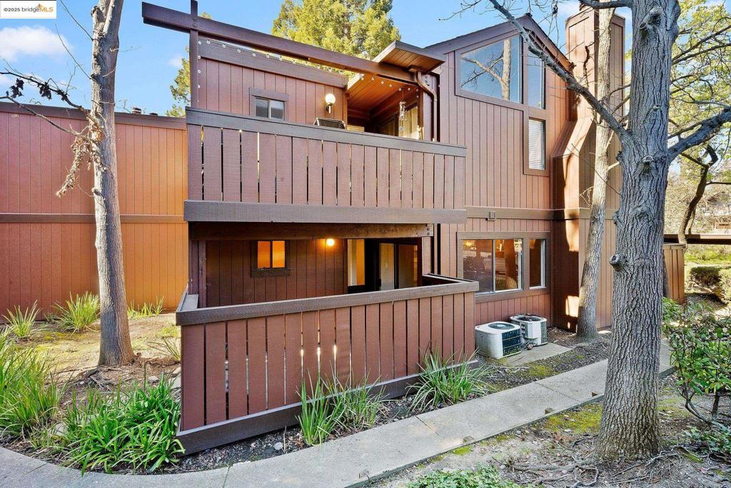Camelback Pl, Pleasant Hill, CA 94523