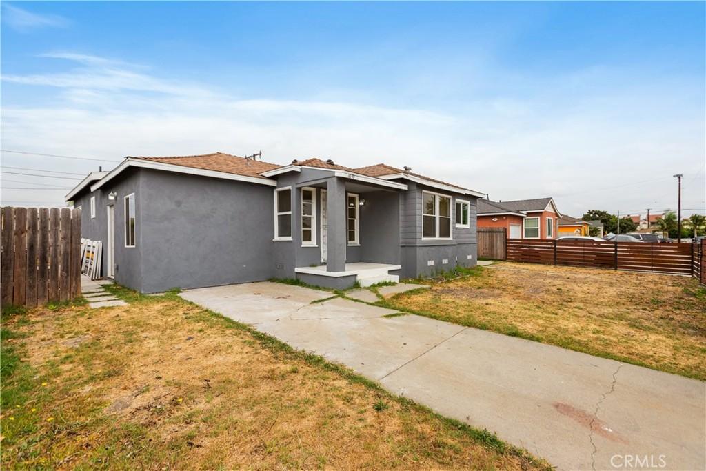 S Exmoor Ave, Compton, CA 90220