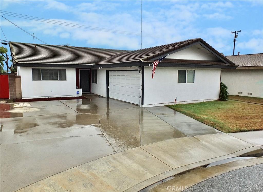Iroquois Ave, Lakewood, CA 90713