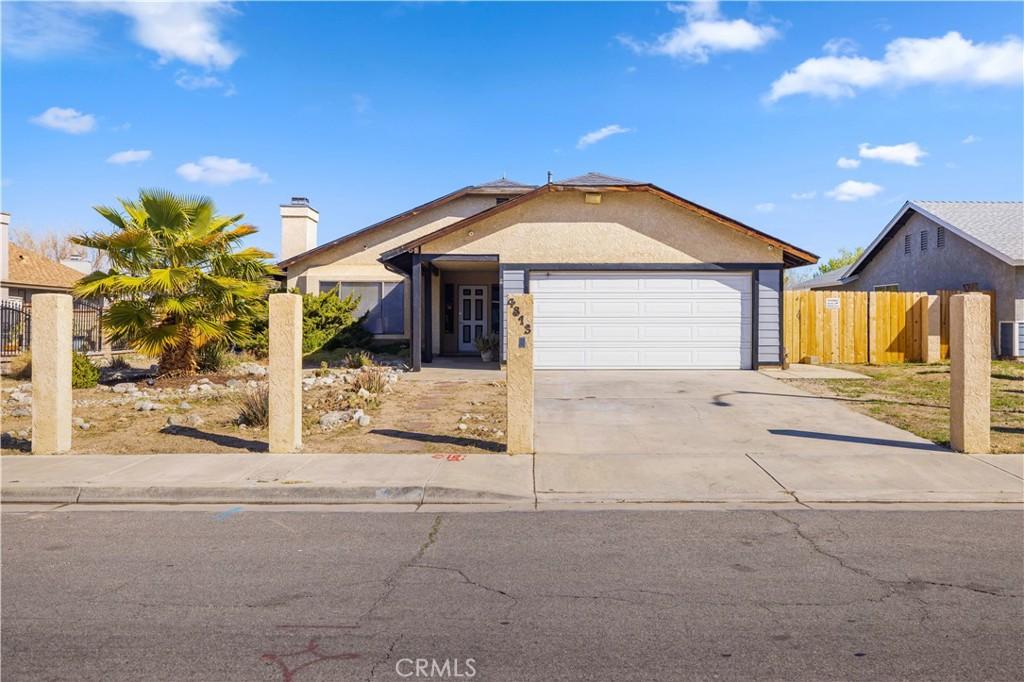 E Avenue R4, Palmdale, CA 93552