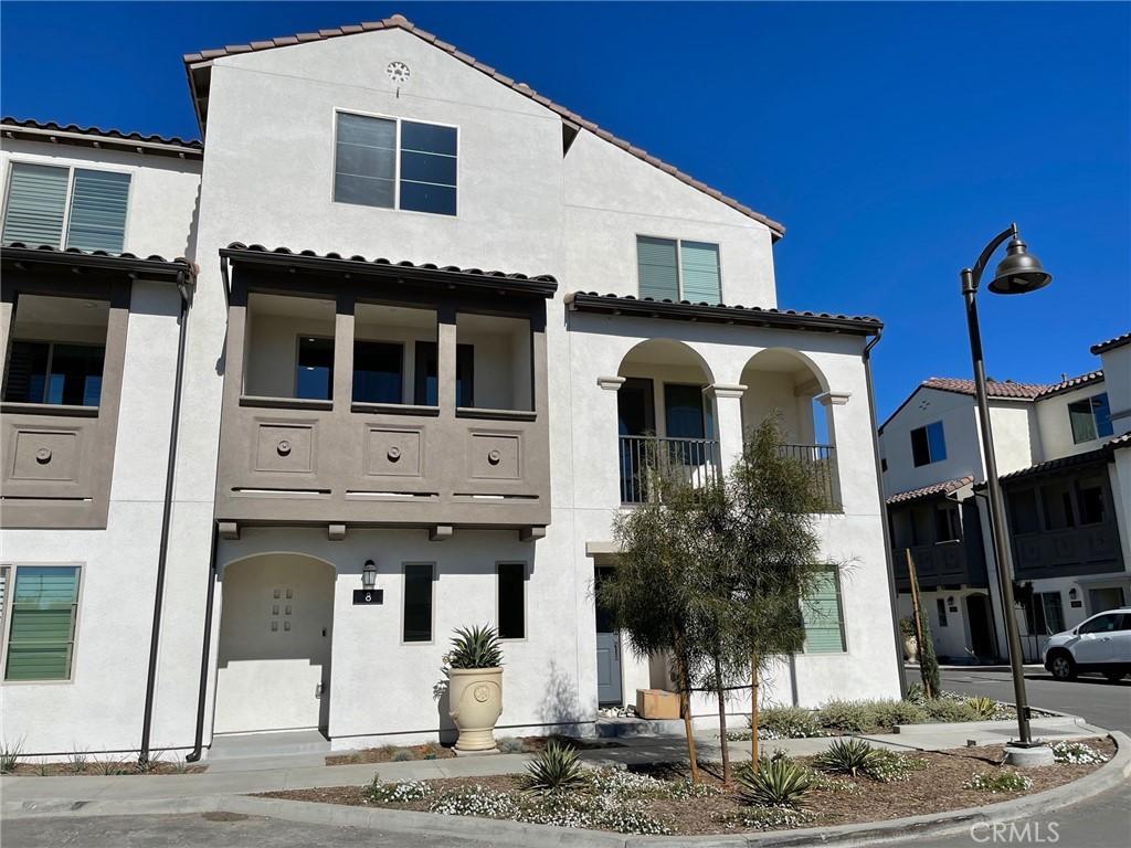 Bedford Ct, Arcadia, CA 91007