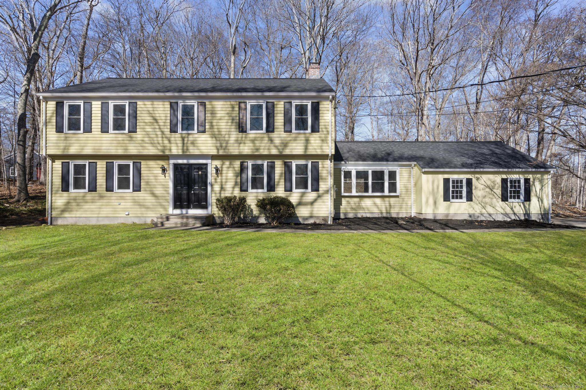 Harkness Dr, Madison, CT 06443