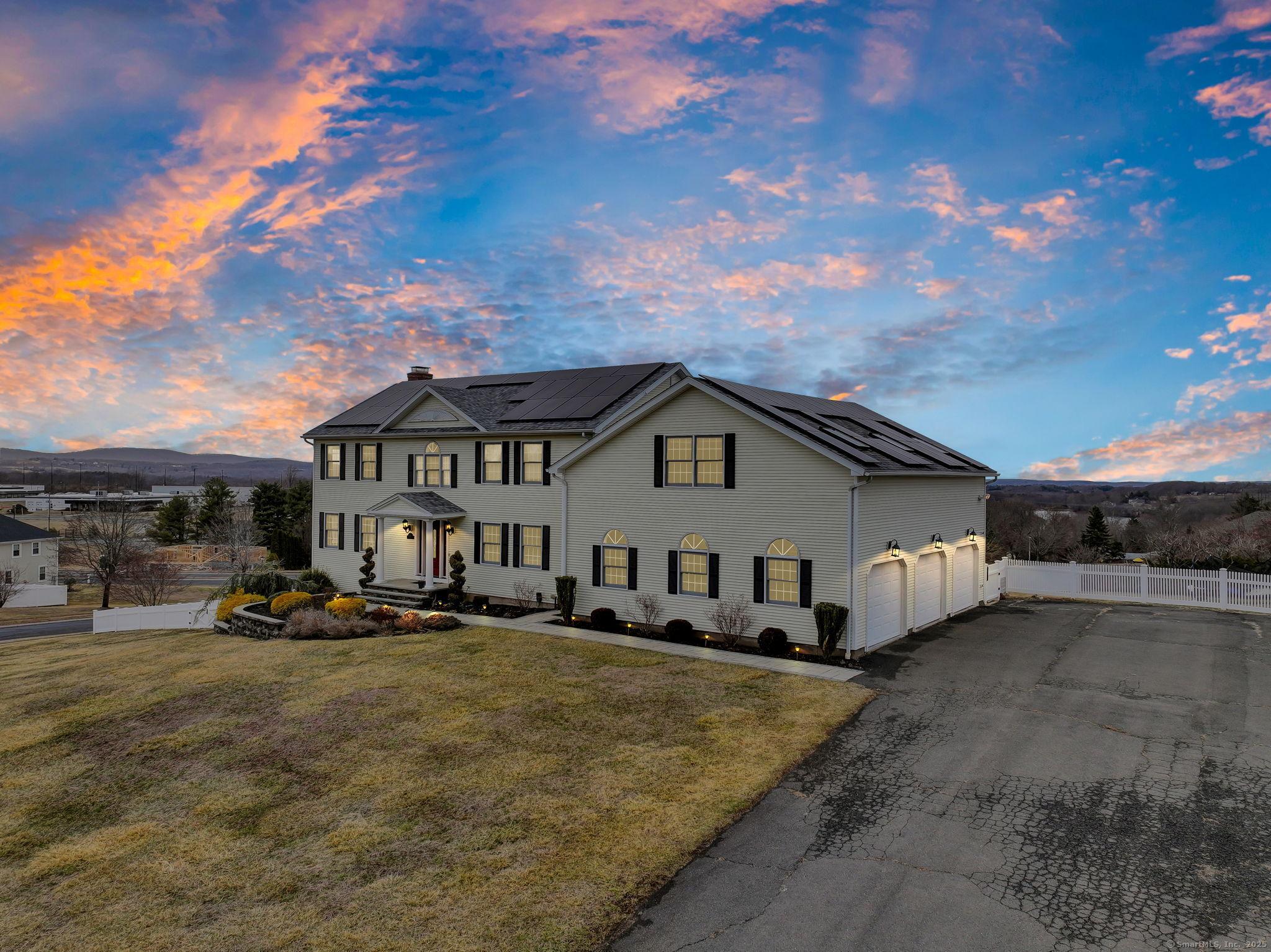 Watch Hill Dr, Middletown, CT 06457