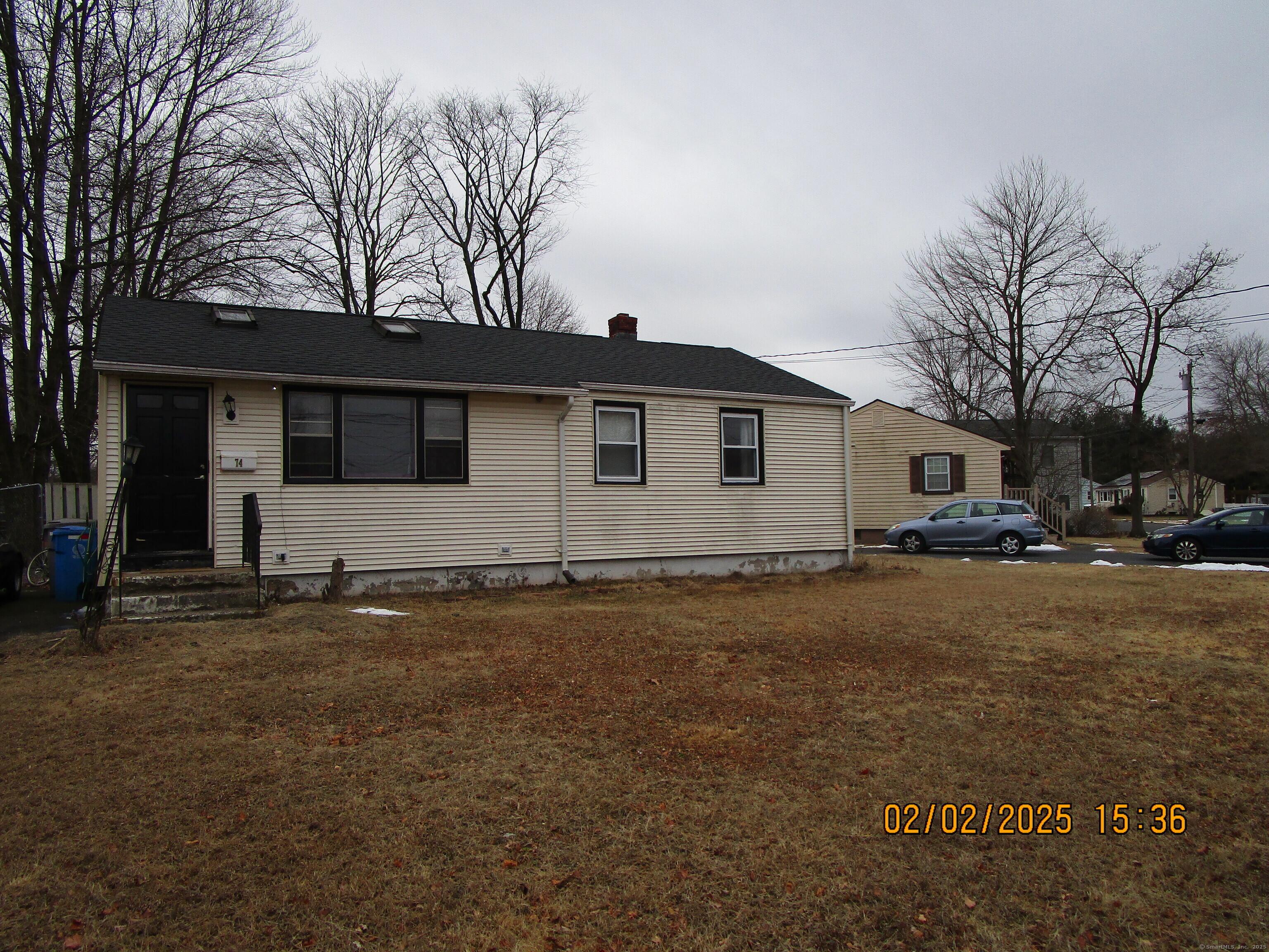 Lyons Rd, Bristol, CT 06010