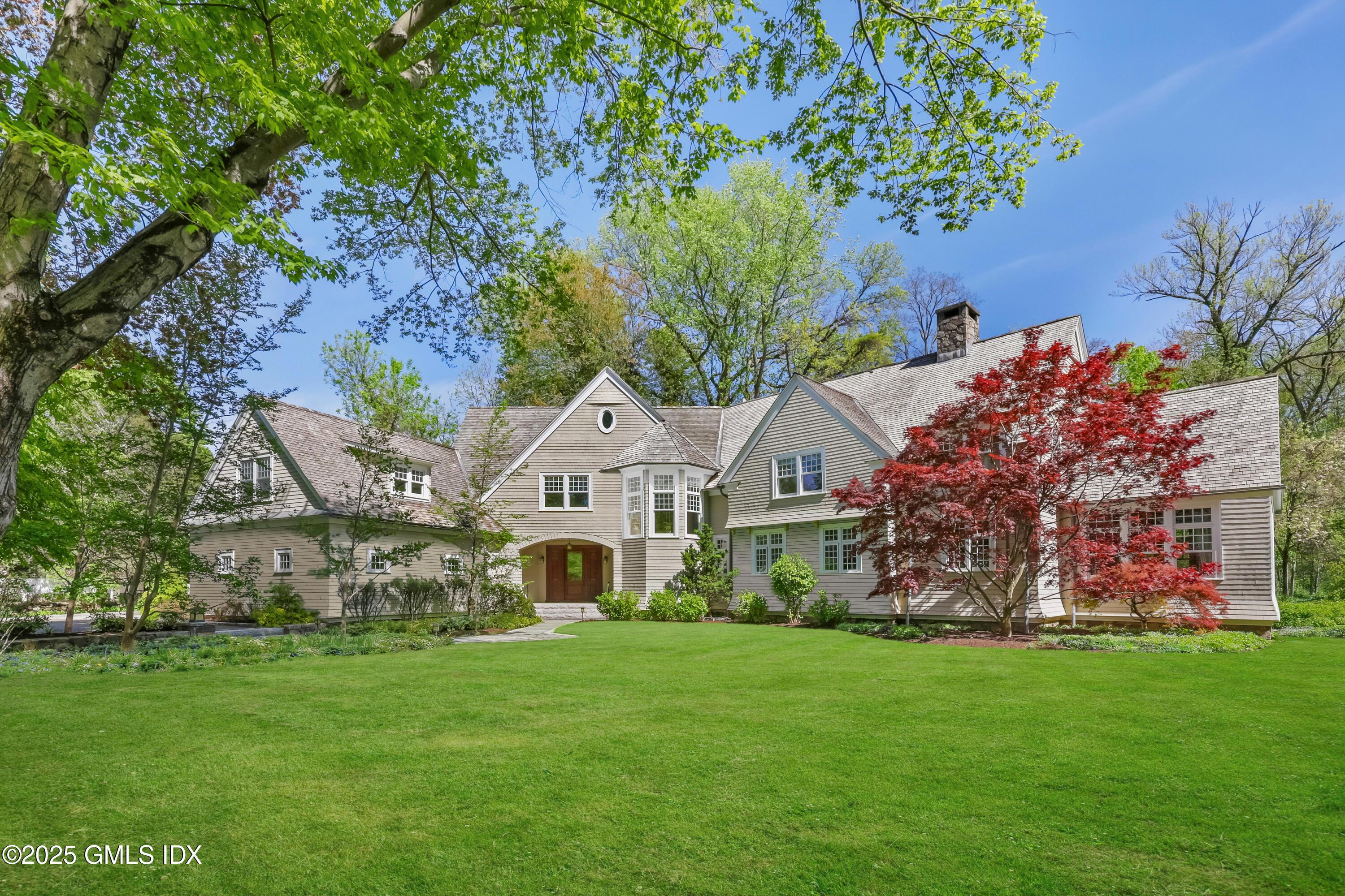 Jones Park Dr, Riverside, CT 06878