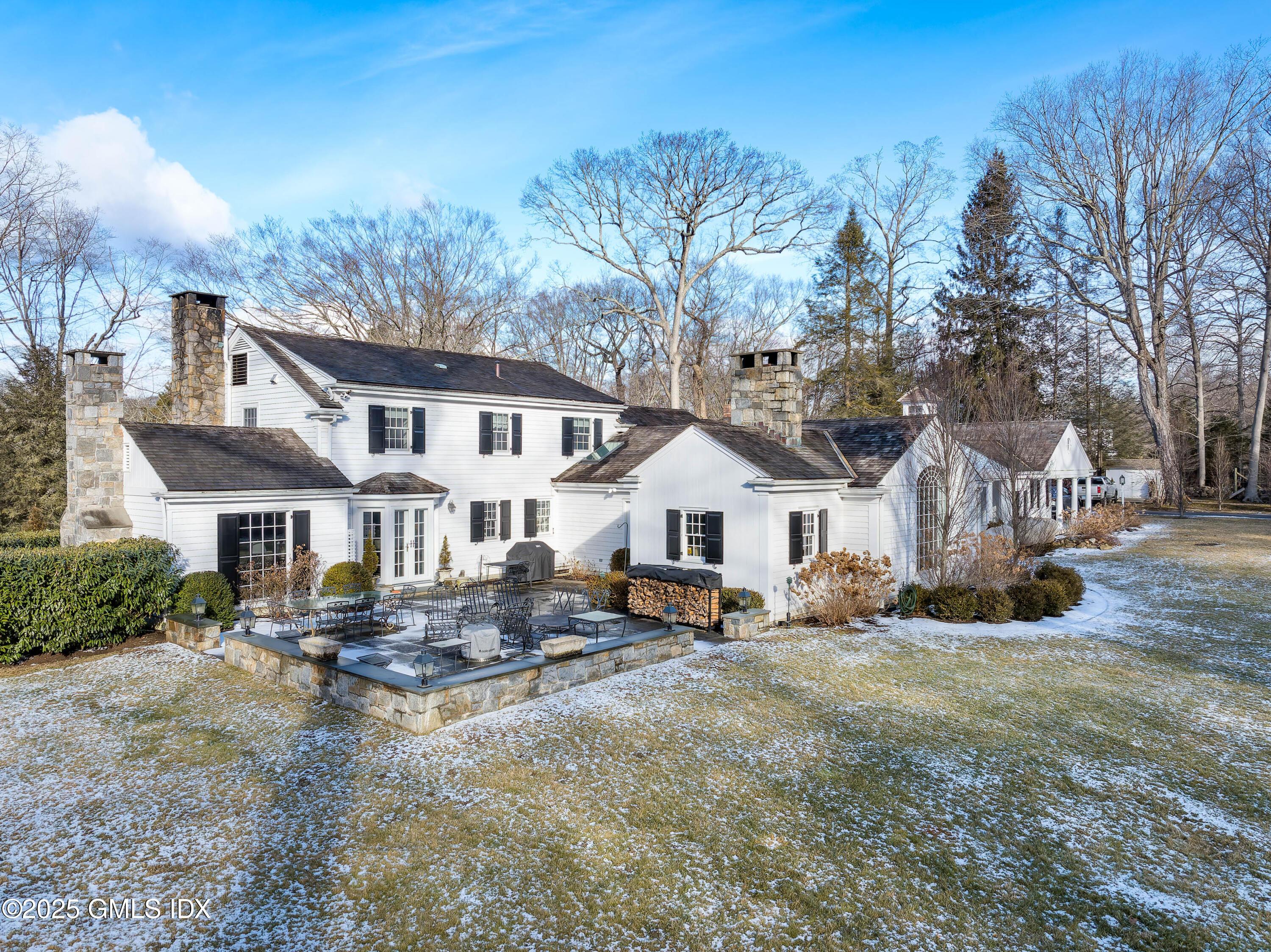 Lake Ave, Greenwich, CT 06830