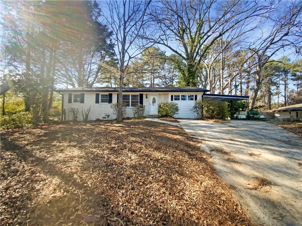 Castlewood Dr, Morrow, GA 30260