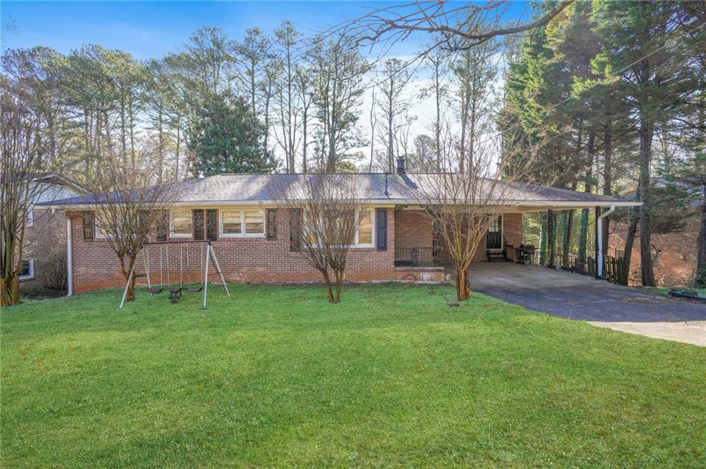 Hideaway Dr, Tucker, GA 30084