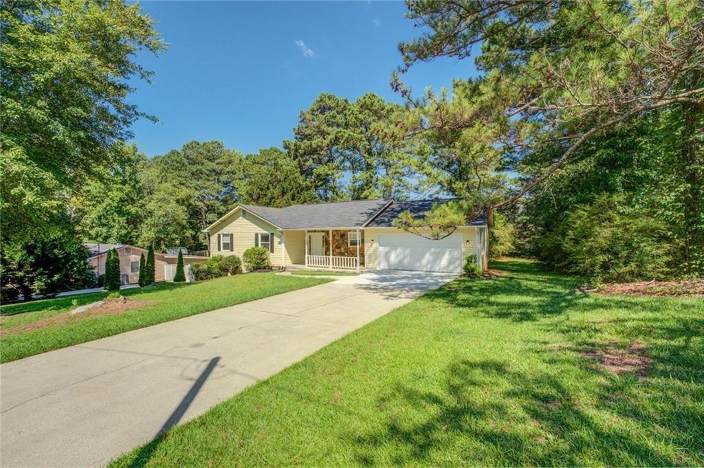 Bay Leaf Dr Se, Conyers, GA 30094