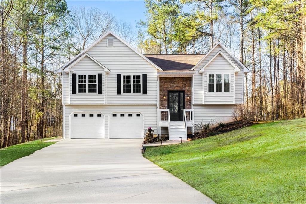 Summer Lake Pl, Dallas, GA 30157