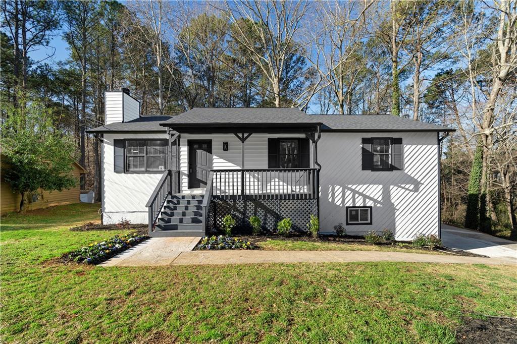 Varlet Ct, Snellville, GA 30039