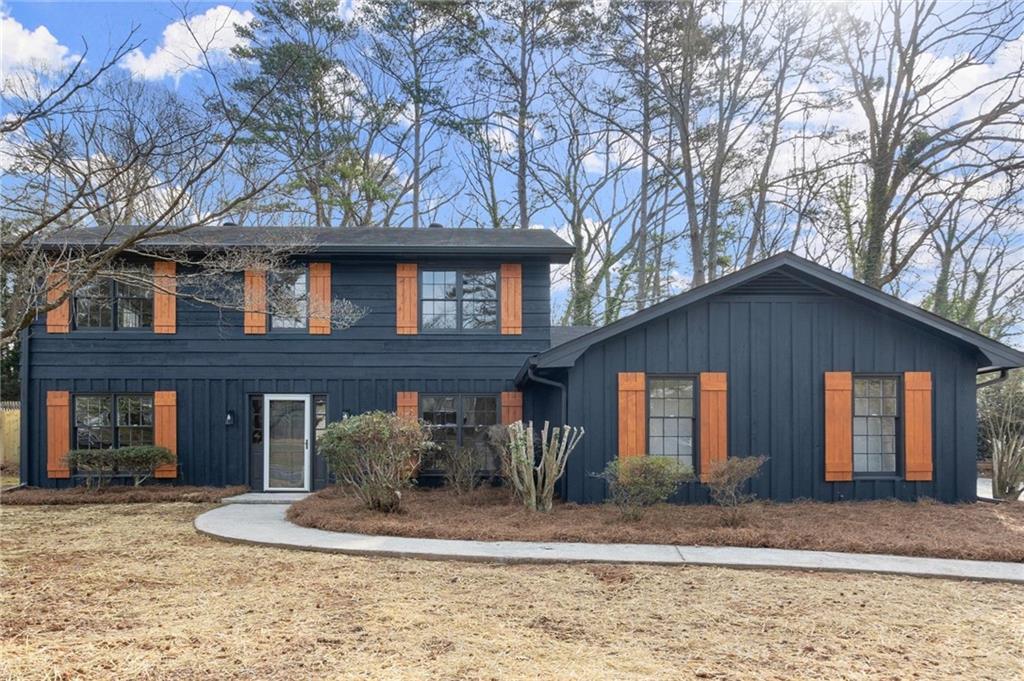 Fieldgreen Dr, Stone Mountain, GA 30088