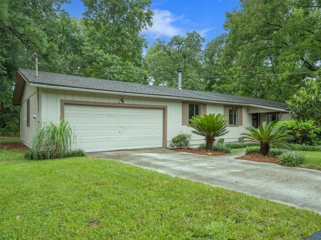 Becker Ave, Callahan, FL 32011